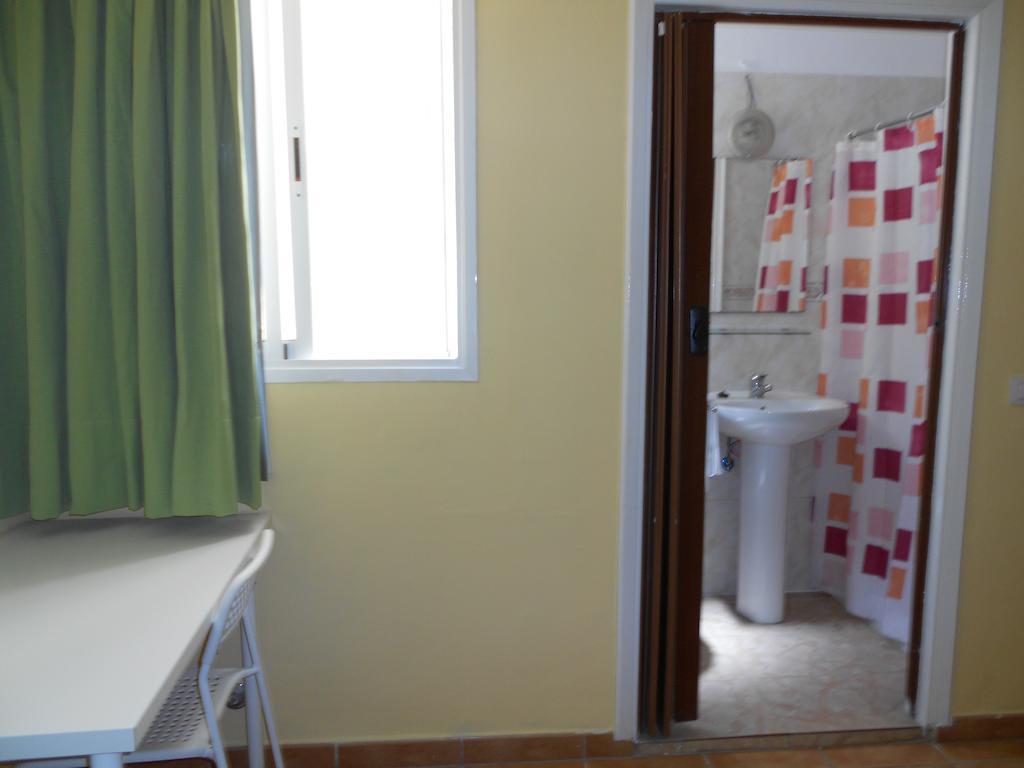 Pension Mova Санта-Крус-де-Тенерифе Экстерьер фото