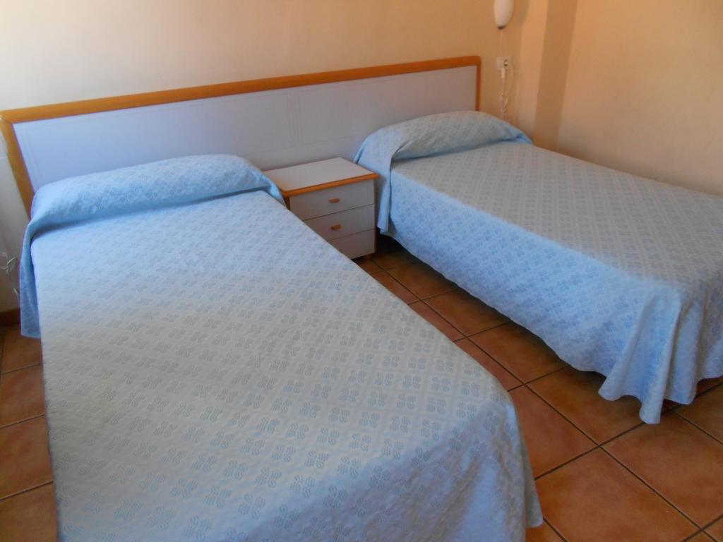Pension Mova Санта-Крус-де-Тенерифе Номер фото